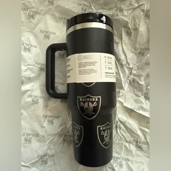 Raiders 40oz Tumbler - Picture 2 of 5